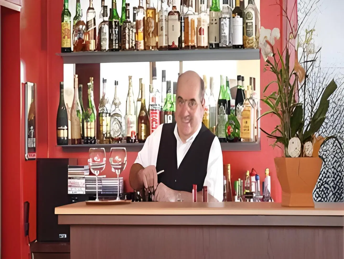 Ricci Bar