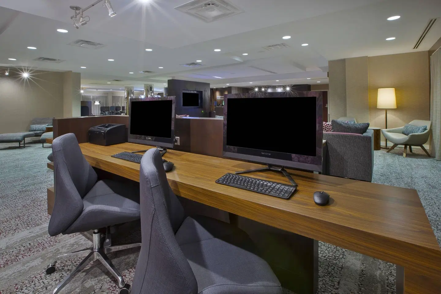 Courtyard by Marriott Somerset Bar