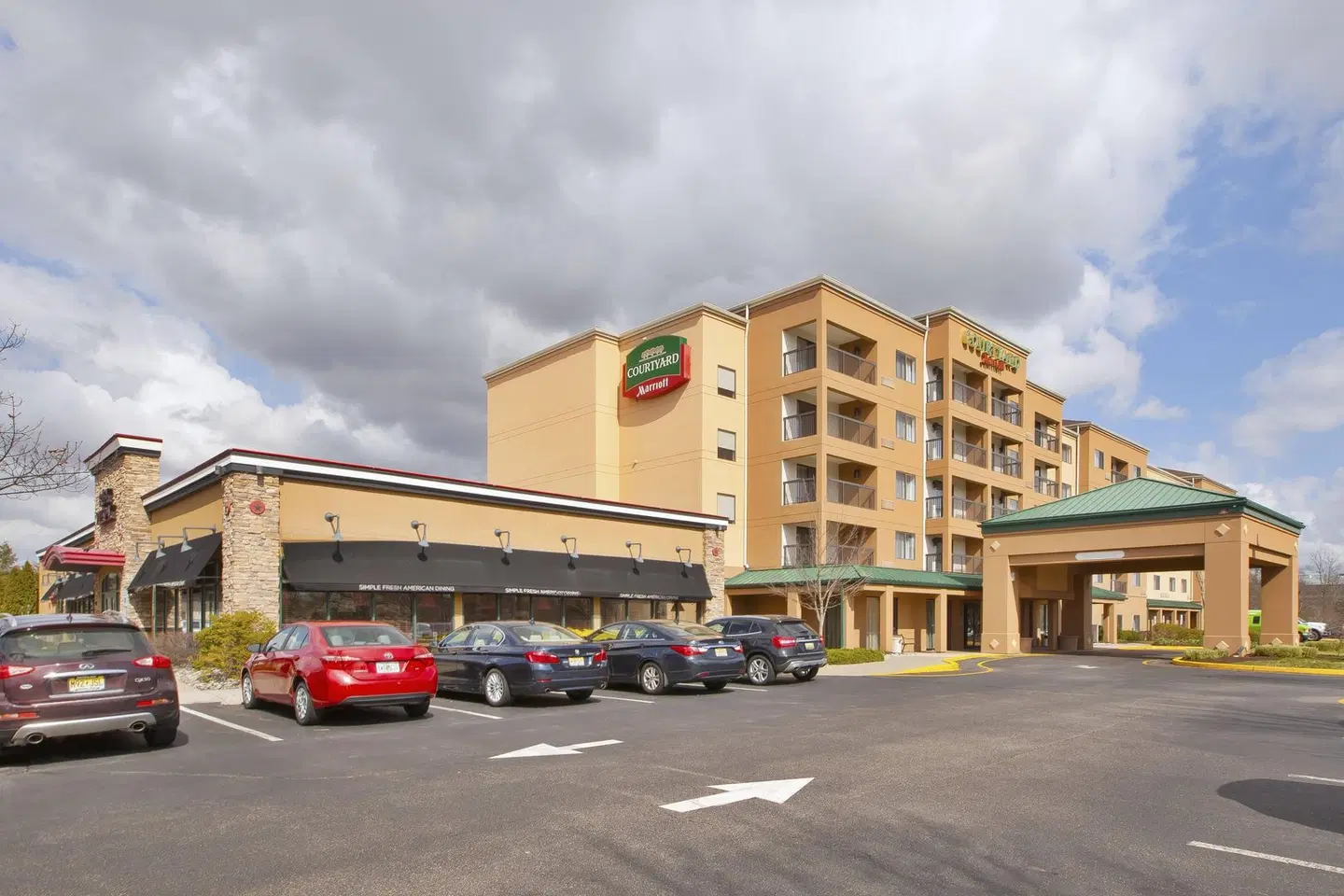 Courtyard by Marriott Somerset EXTERIOR