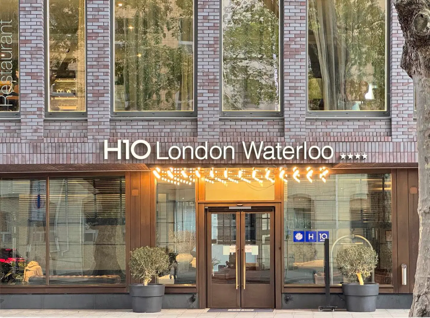 H10 London Waterloo EXTERIOR
