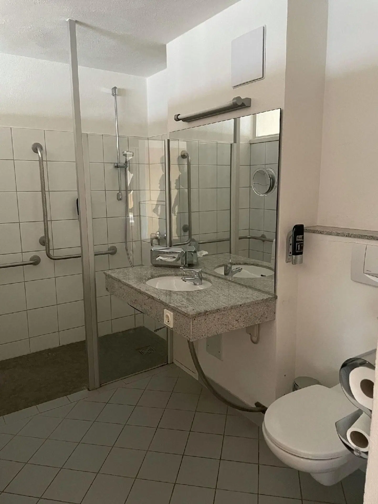 Bikehotel Freiburg Badezimmer