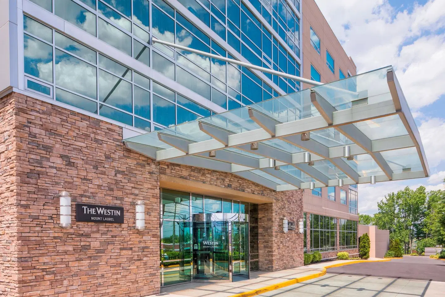 The Westin Mount Laurel EXTERIOR