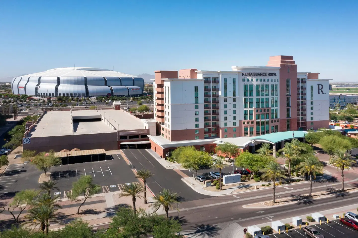 Renaissance Phoenix Glendale Hotel & Spa EXTERIOR
