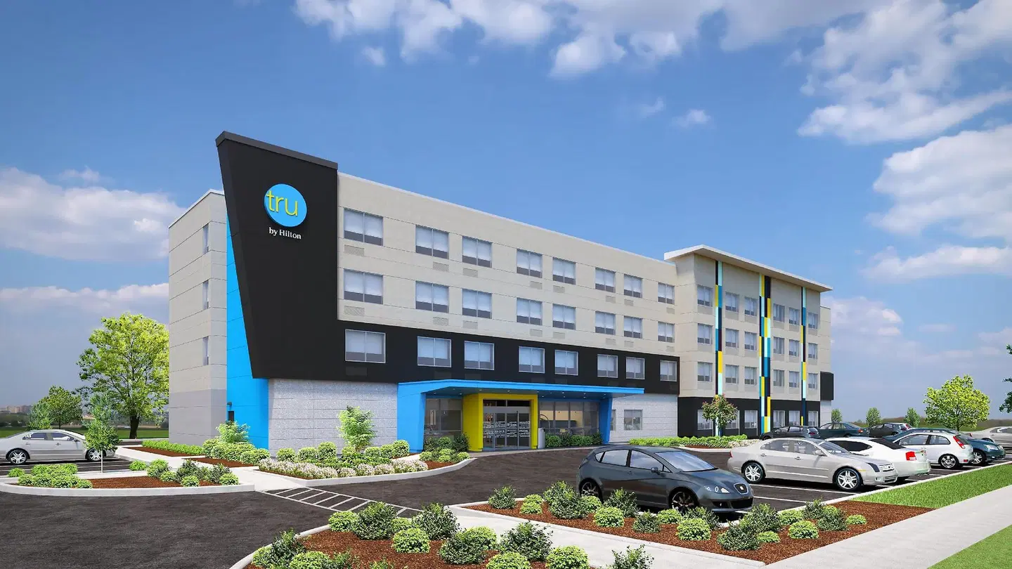 Tru By Hilton Burlington EXTERIOR