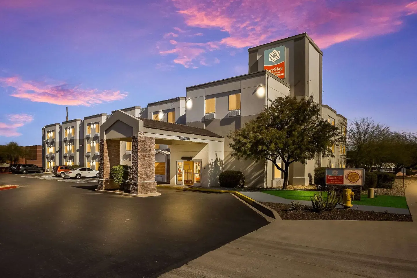 SureStay Plus by BW Mesa Superstition Springs EXTERIOR