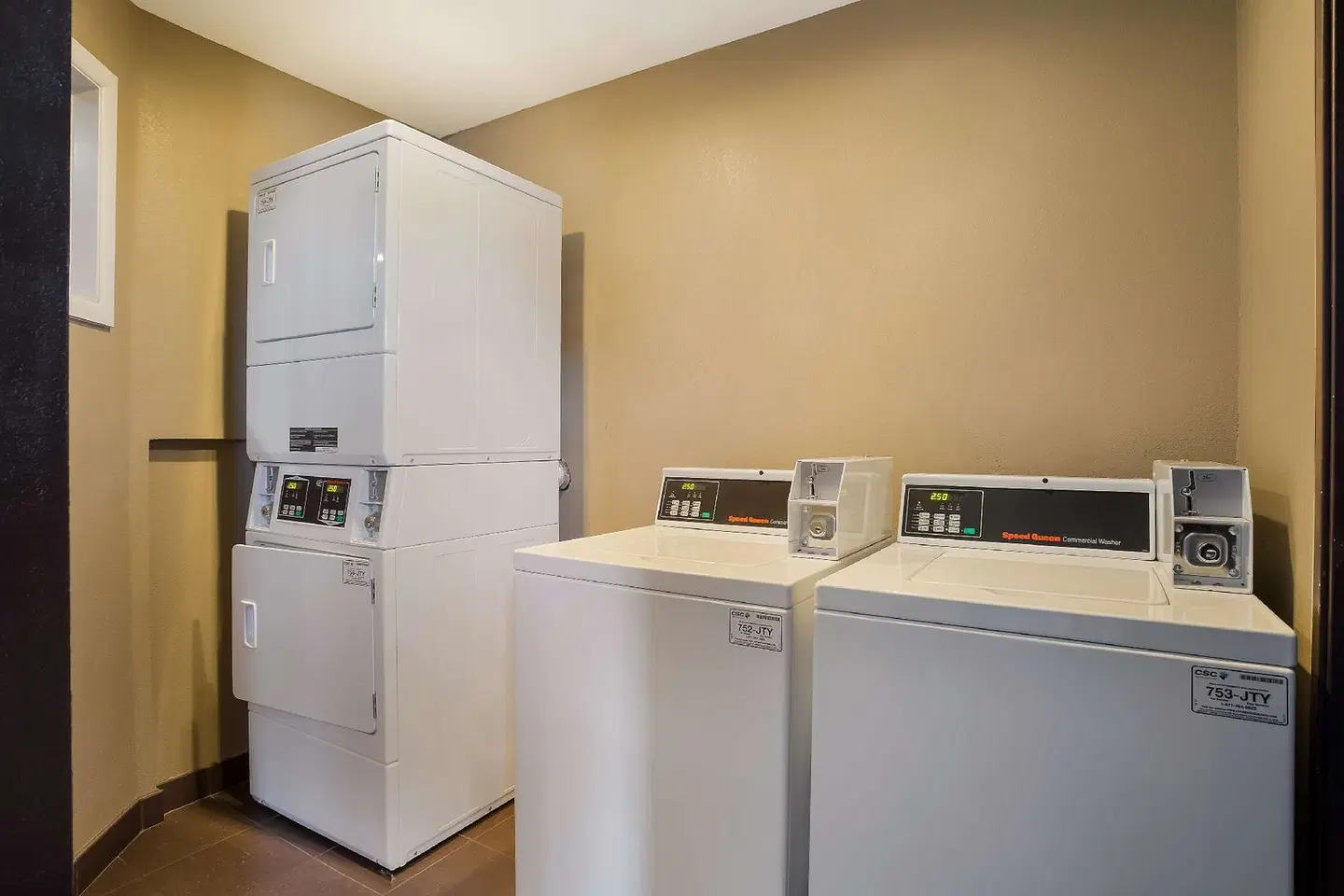 SureStay Plus by BW Mesa Superstition Springs ROOM_EXAMPLE