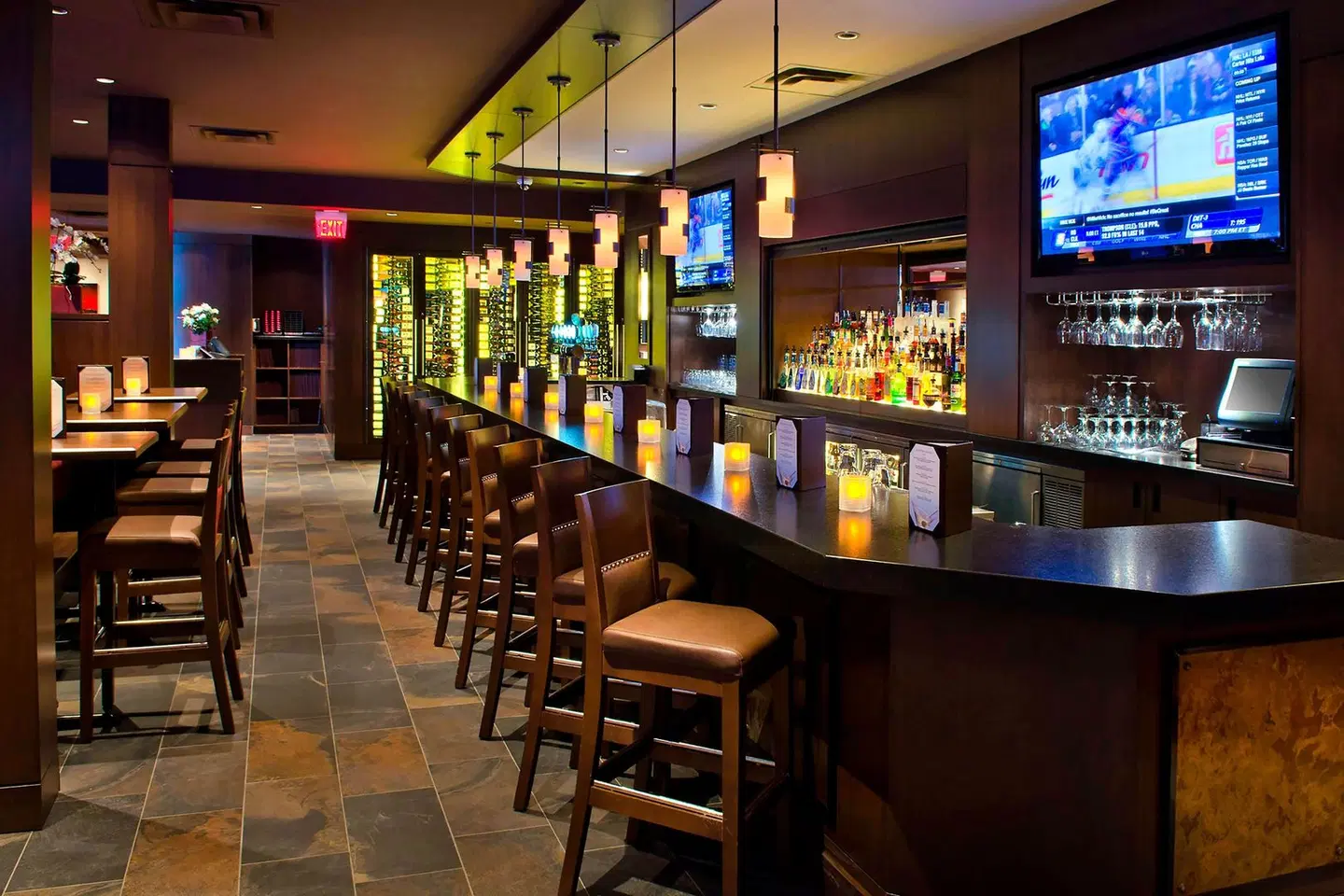 Courtyard by Marriott Niagara Falls Bar