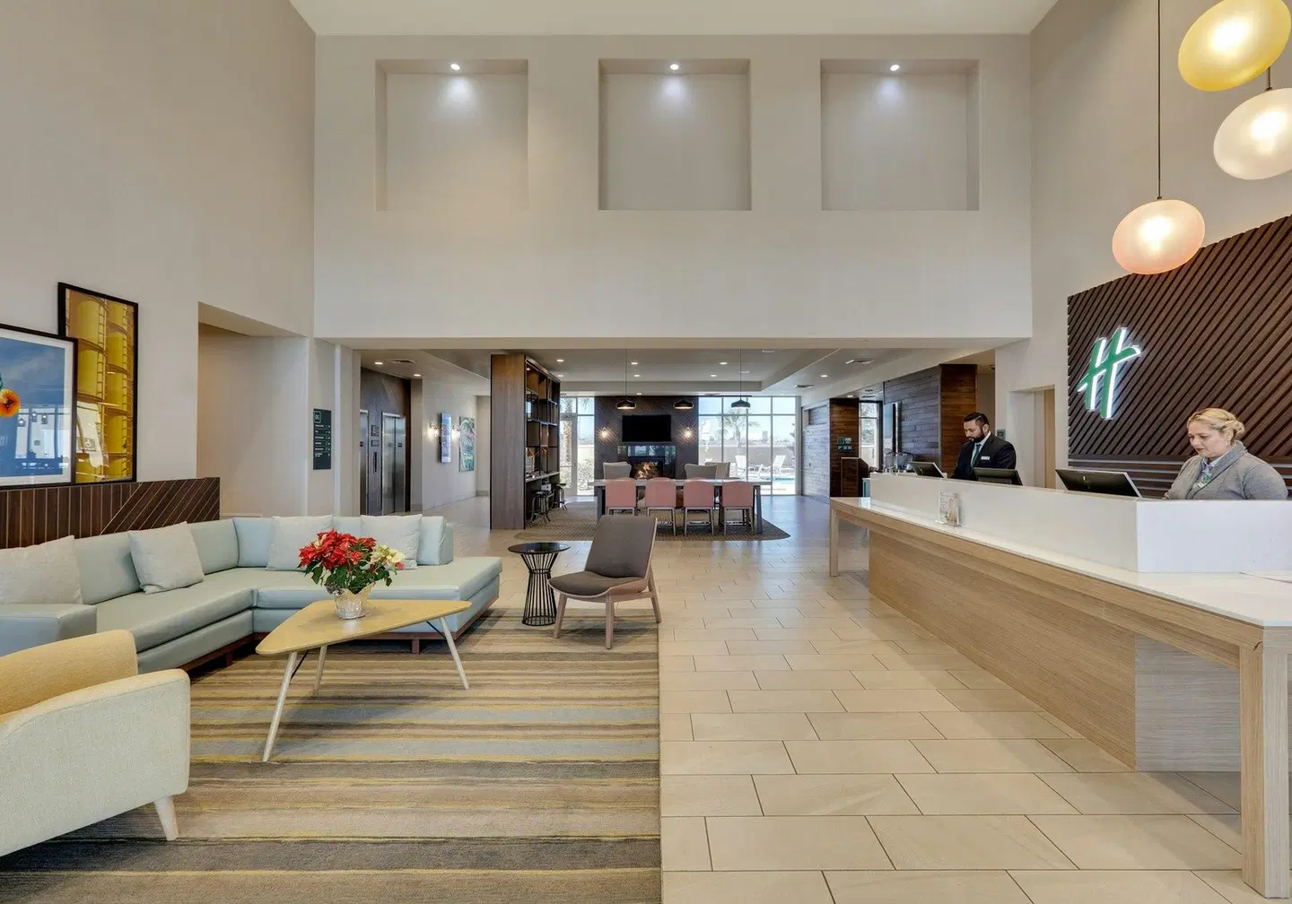 Holiday Inn Yuma by IHG LOUNGE_LOBBY