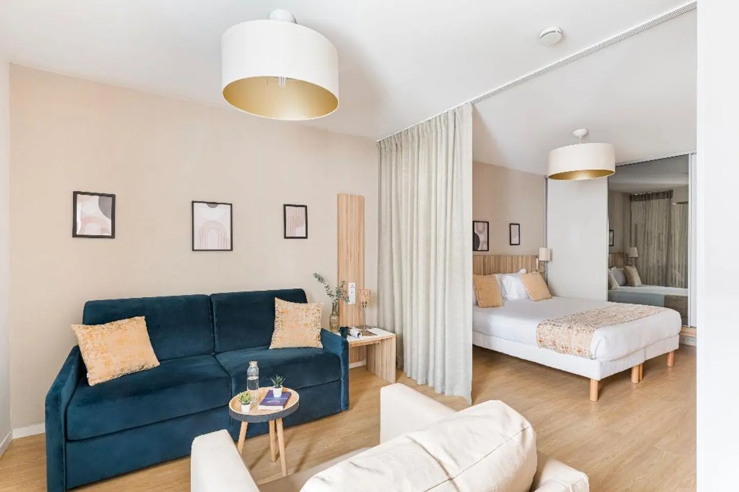 Quality Suites Lyon 7 Lodge ROOM_EXAMPLE