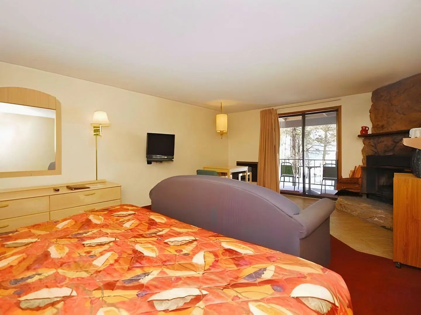 Motel In The Pines ROOM_EXAMPLE