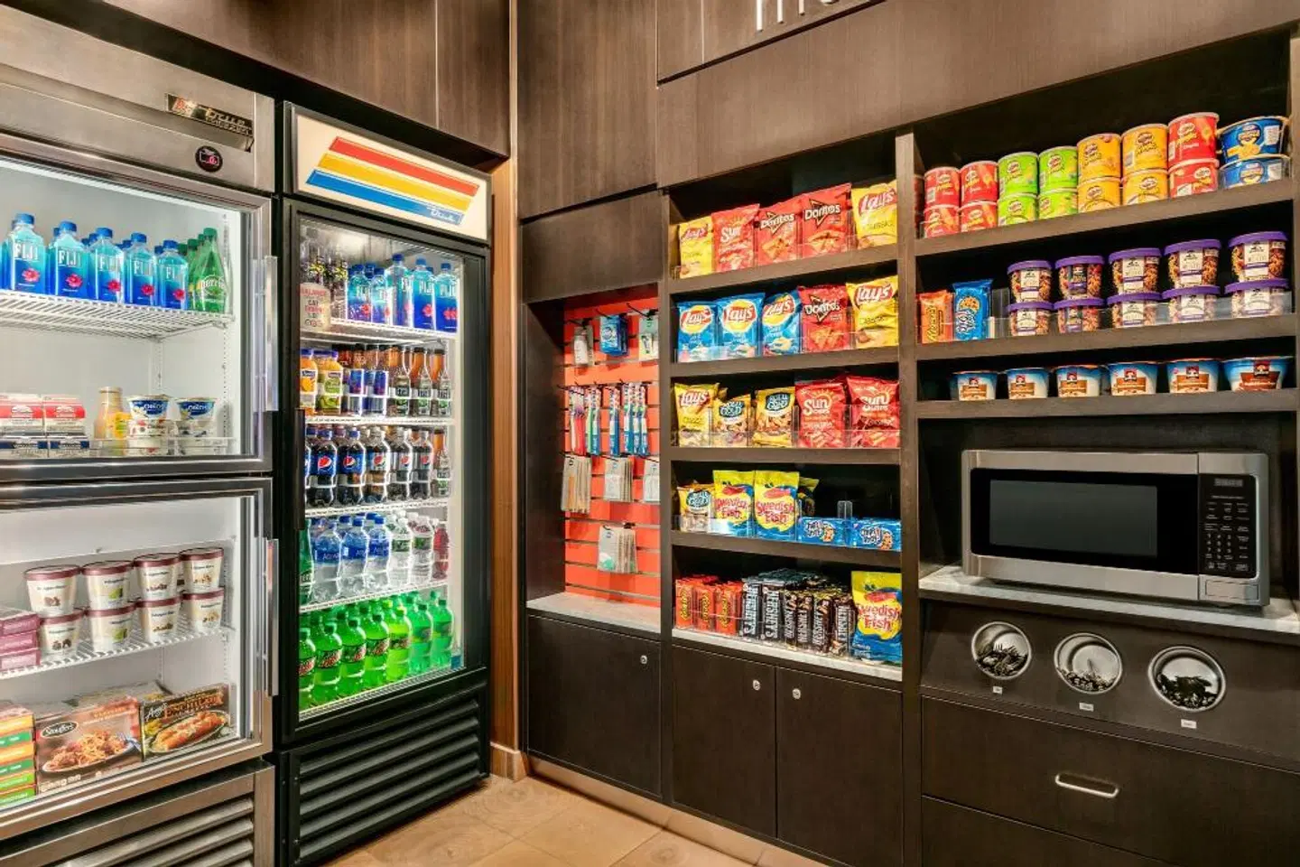 Courtyard by Marriott Mt. Holly Westampton Bar