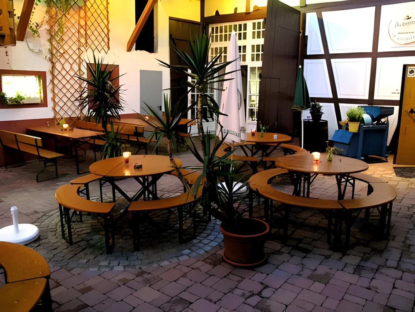Wirtshaus am Treidelpfad Terrasse