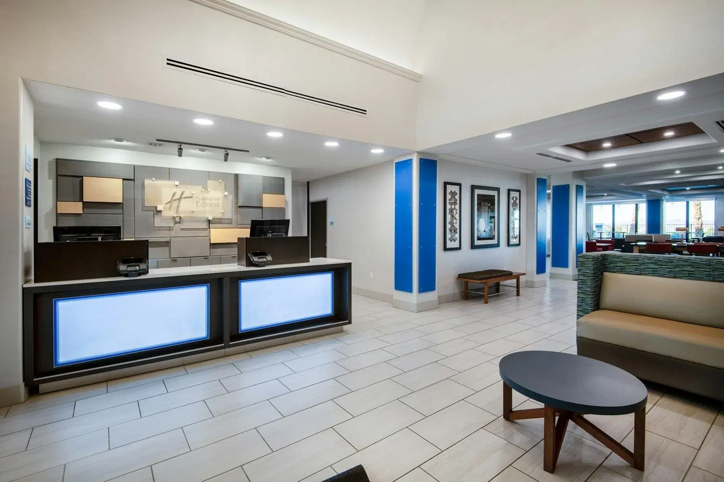 Holiday Inn Express & Suites Yuma by IHG LOUNGE_LOBBY