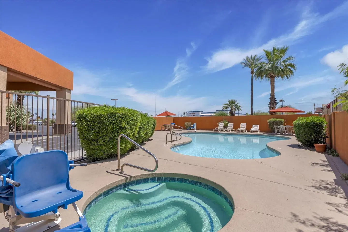 Best Western Inn of Chandler OUTDOOR_POOL