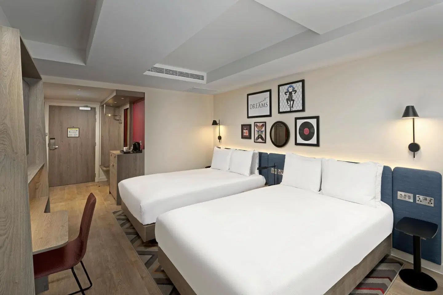 Hampton by Hilton London City ROOM_EXAMPLE