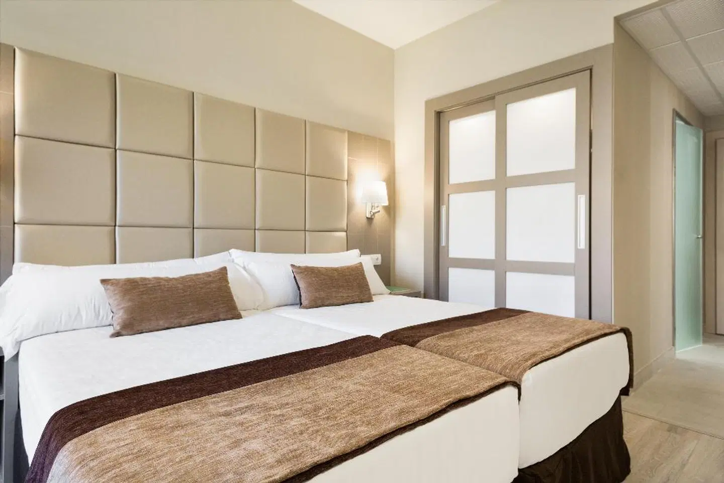 Best Front Marítim ROOM_EXAMPLE