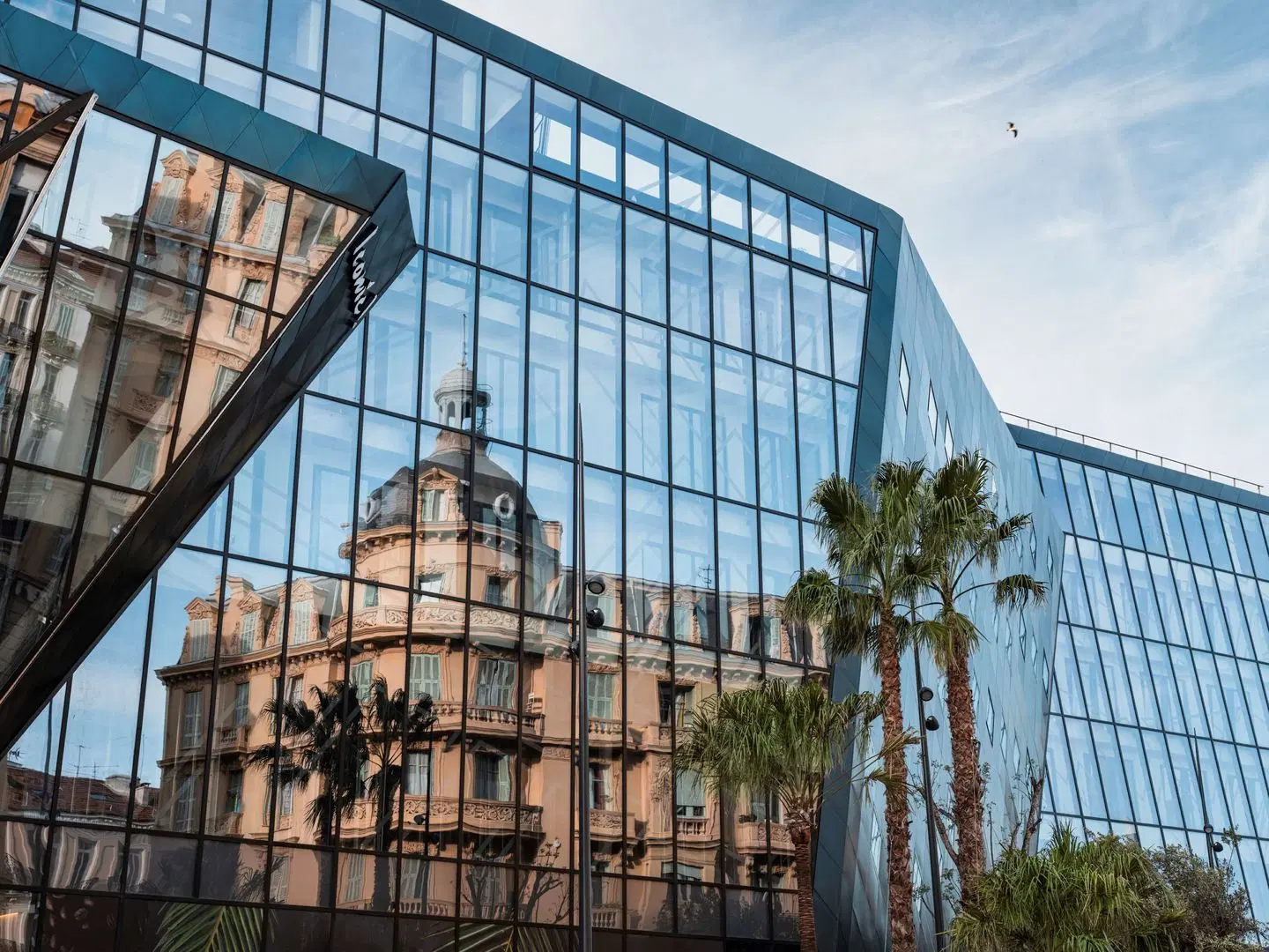 DoubleTree by Hilton Nice Centre Iconic, France EXTERIOR