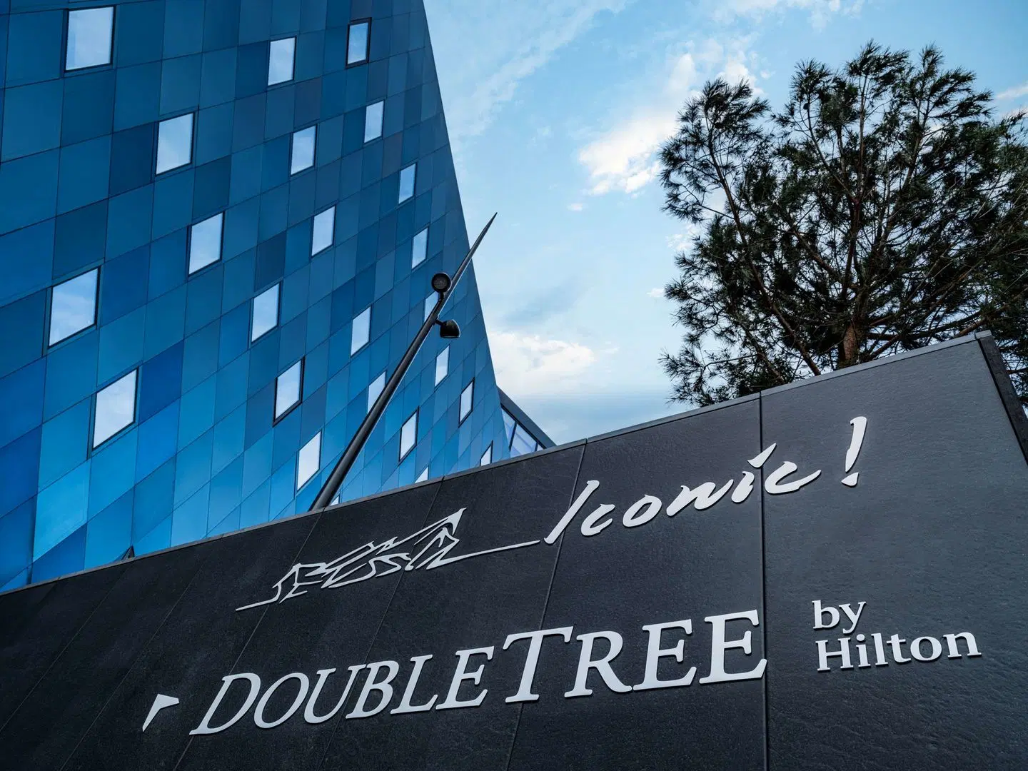 DoubleTree by Hilton Nice Centre Iconic, France EXTERIOR