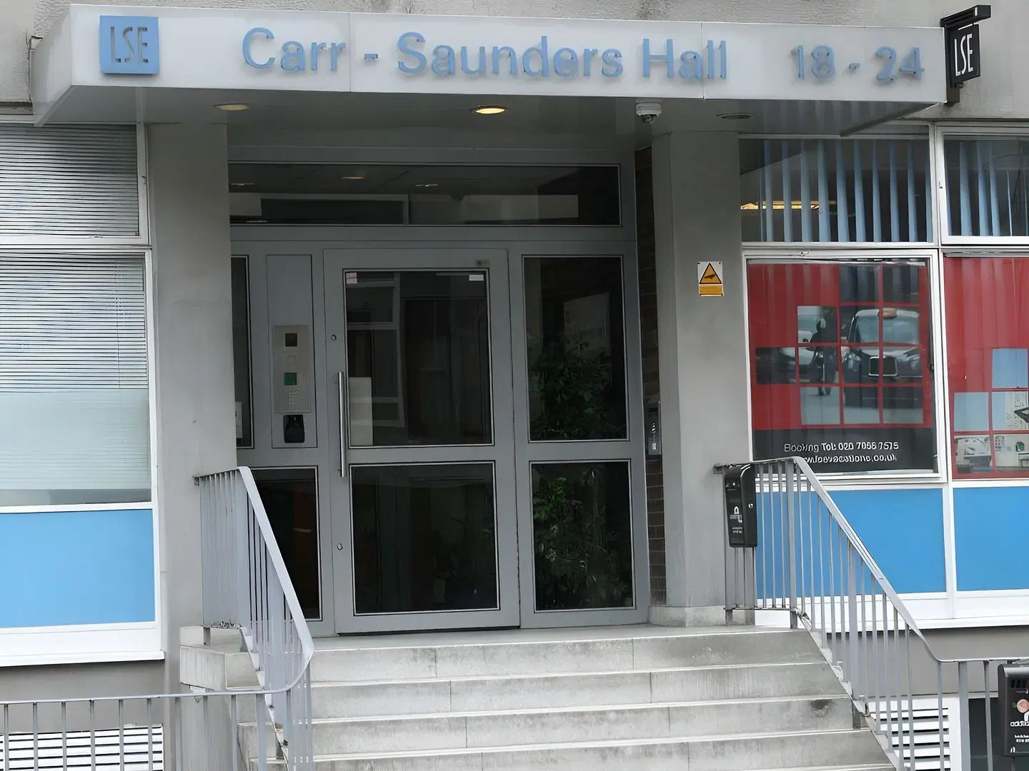 LSE Carr-Saunders Hall EXTERIOR