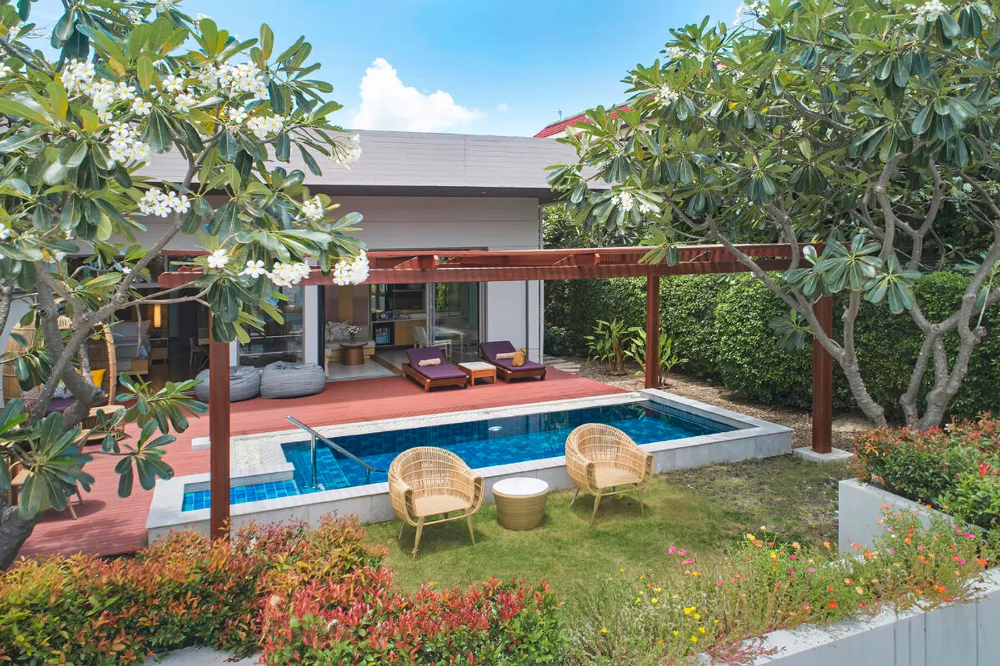 AVANI+ Hua Hin Resort EXTERIOR