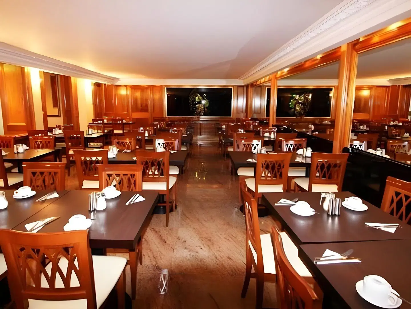 Aspen Apartments Restaurant