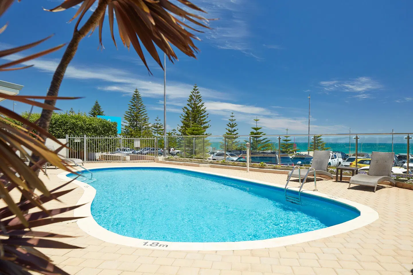 Seashells Scarborough Beach OUTDOOR_POOL
