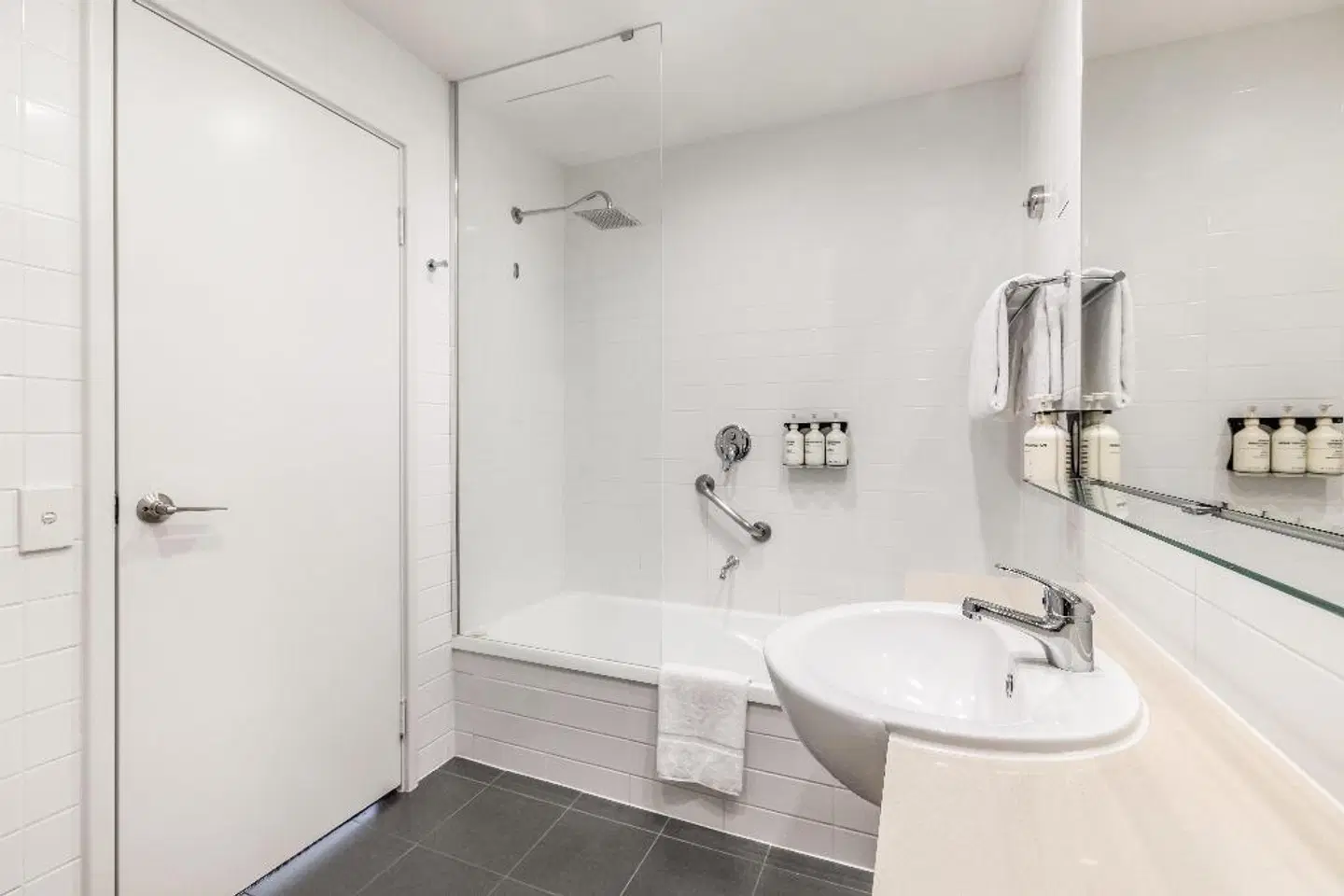 Adina Perth, Barrack Plaza Badezimmer