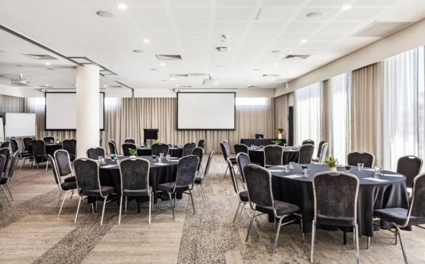 Metro Hotel Perth Konferenz