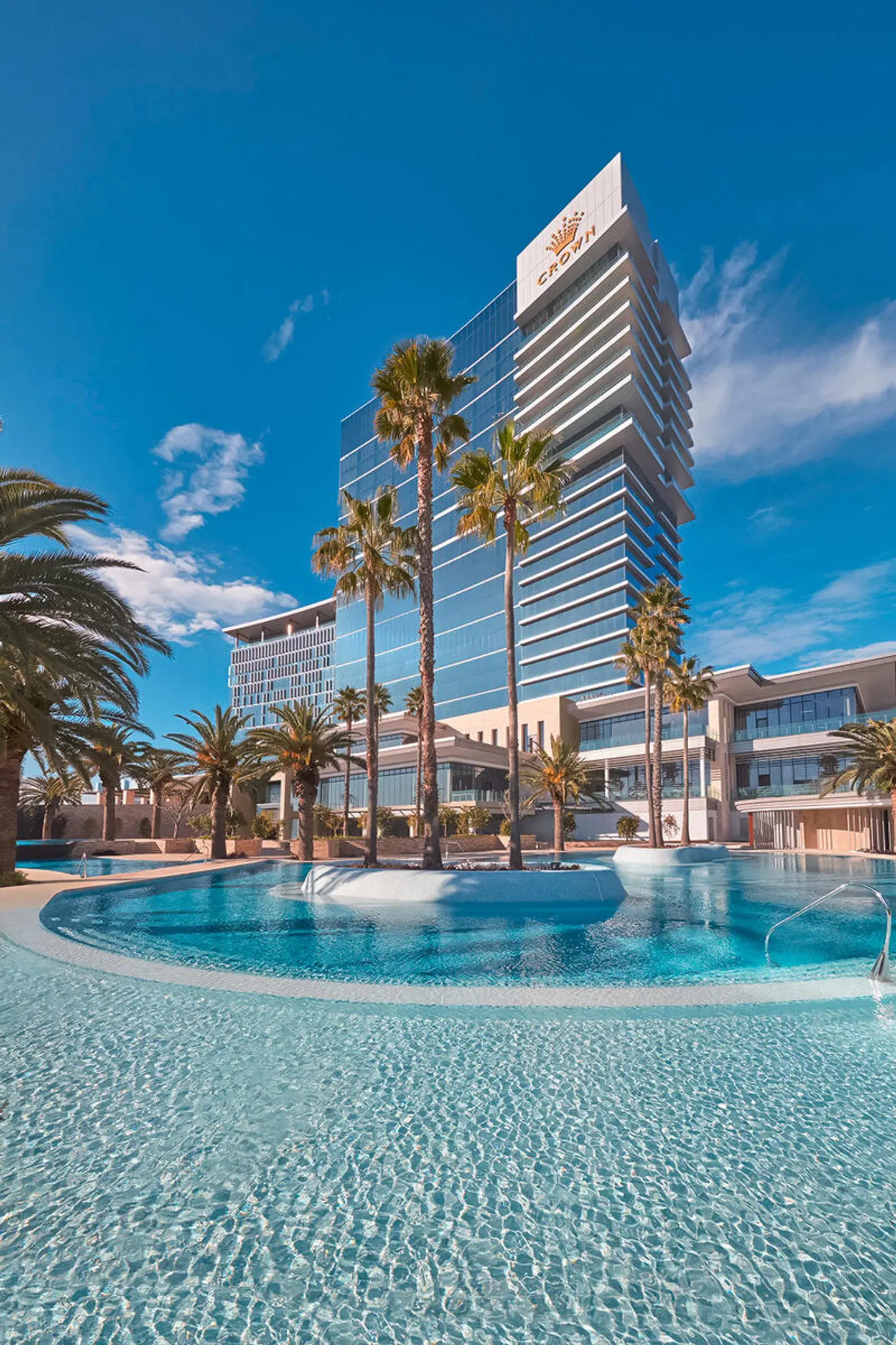 Crown Towers Perth OUTDOOR_POOL