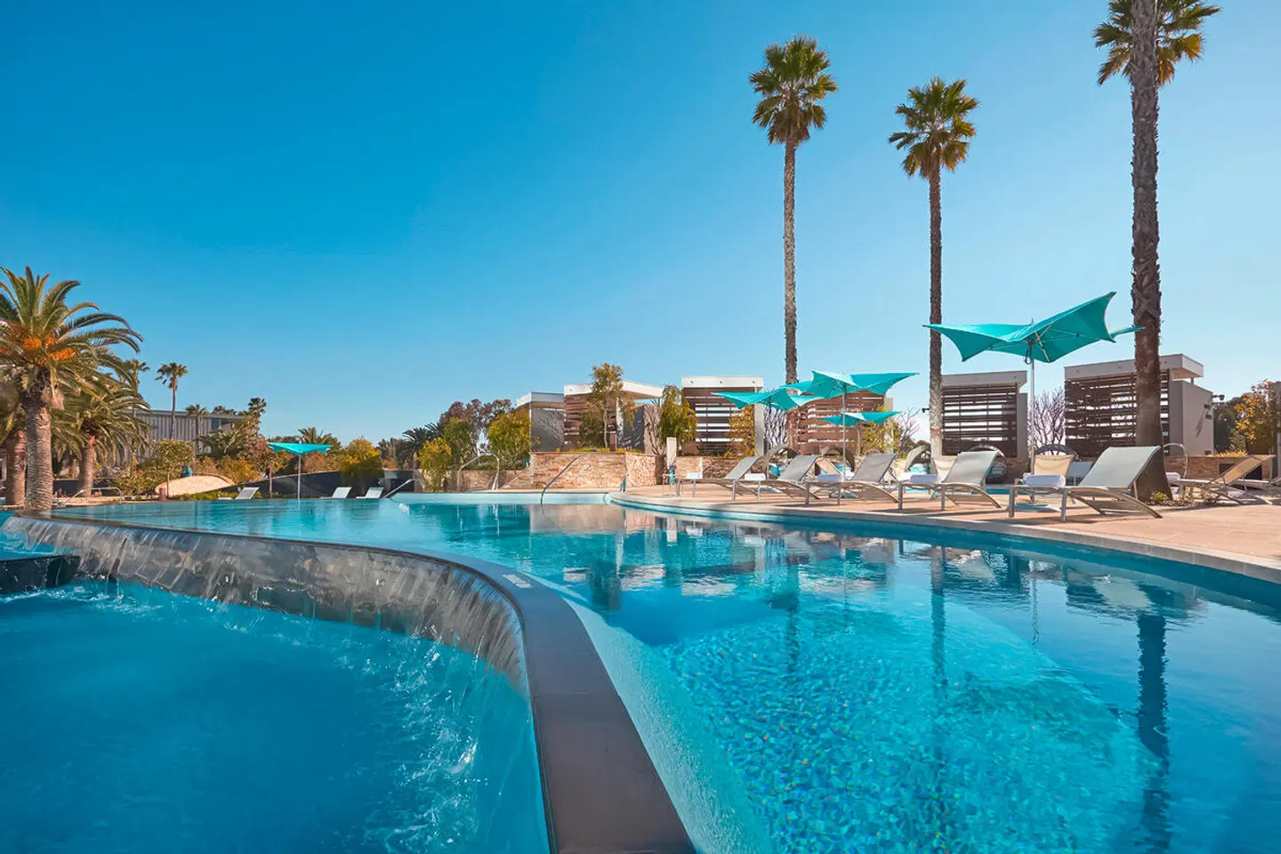 Crown Towers Perth OUTDOOR_POOL