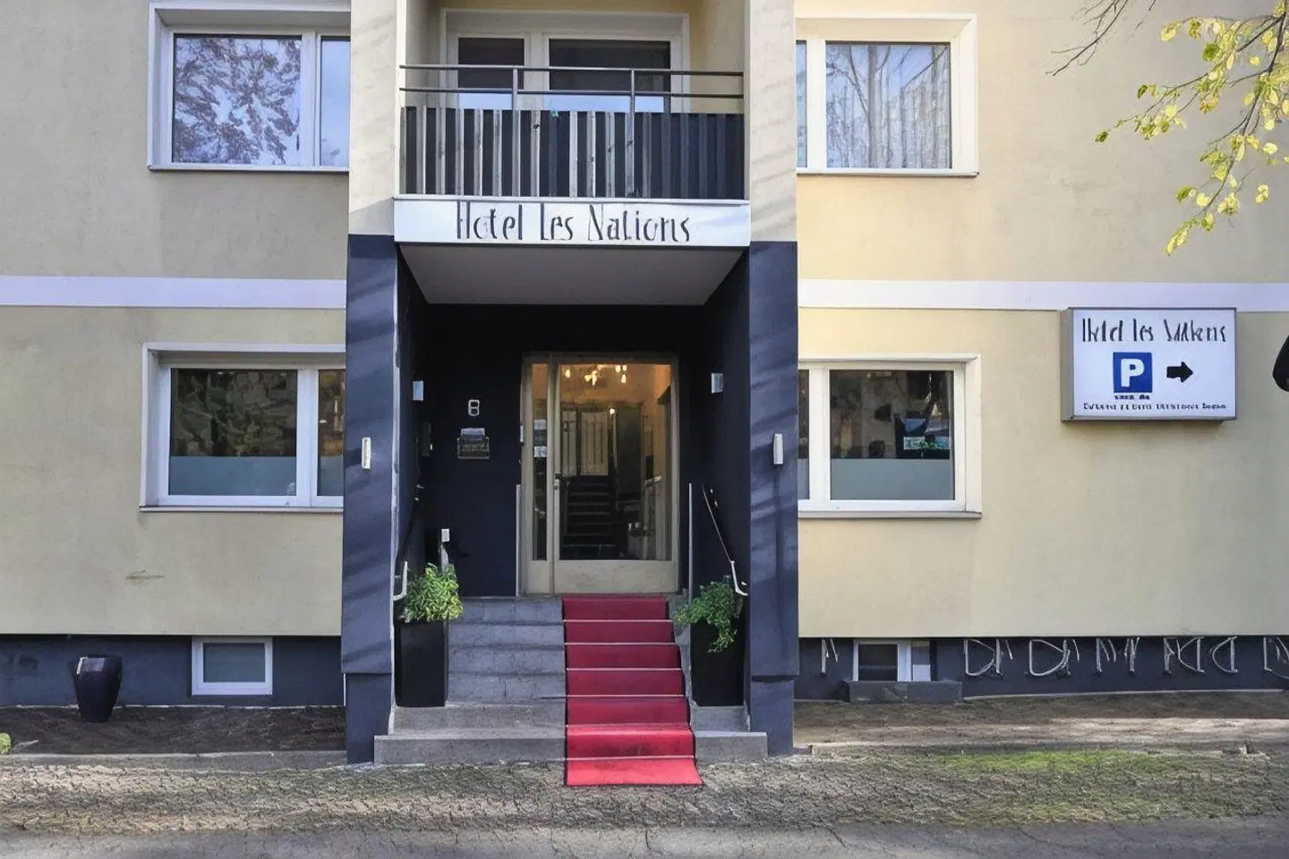 Les Nations EXTERIOR