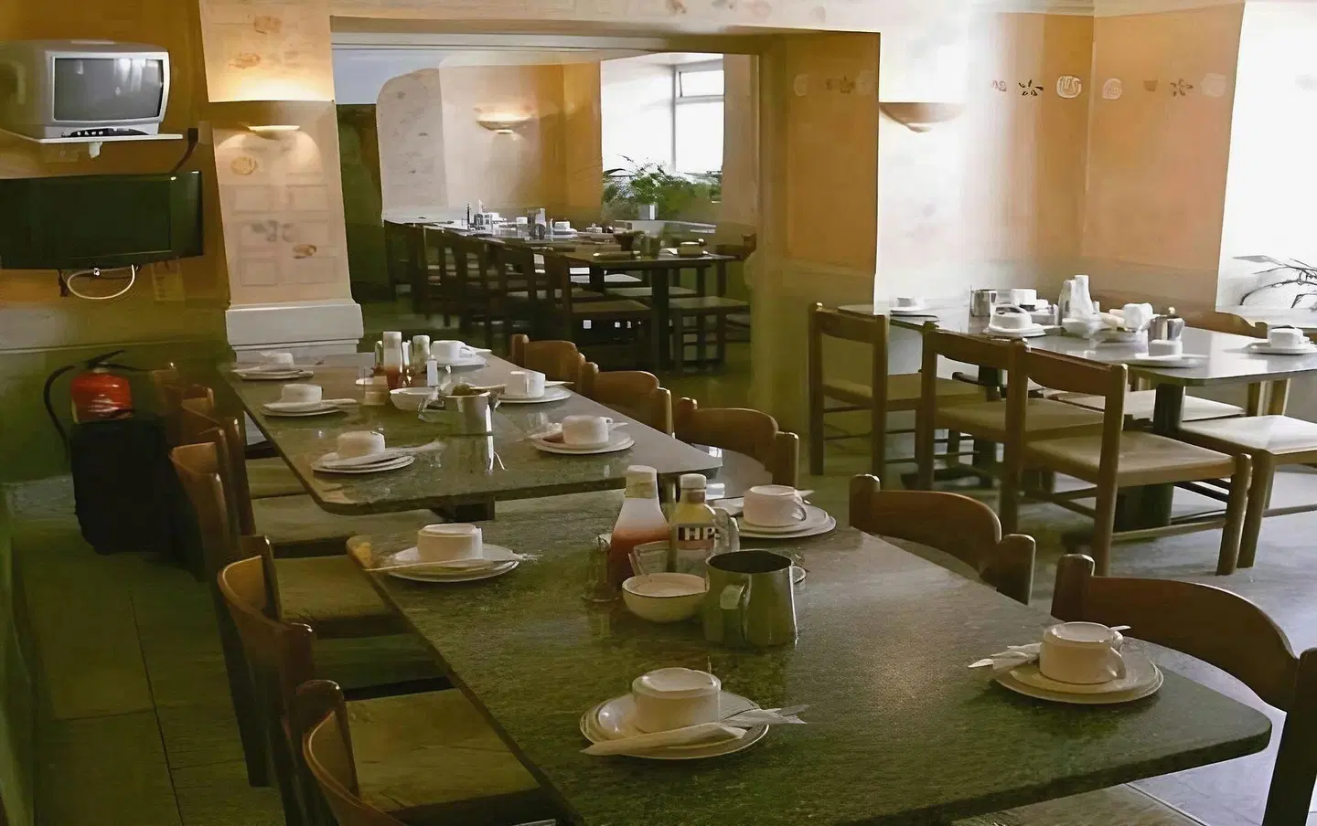 Howard Winchester Restaurant