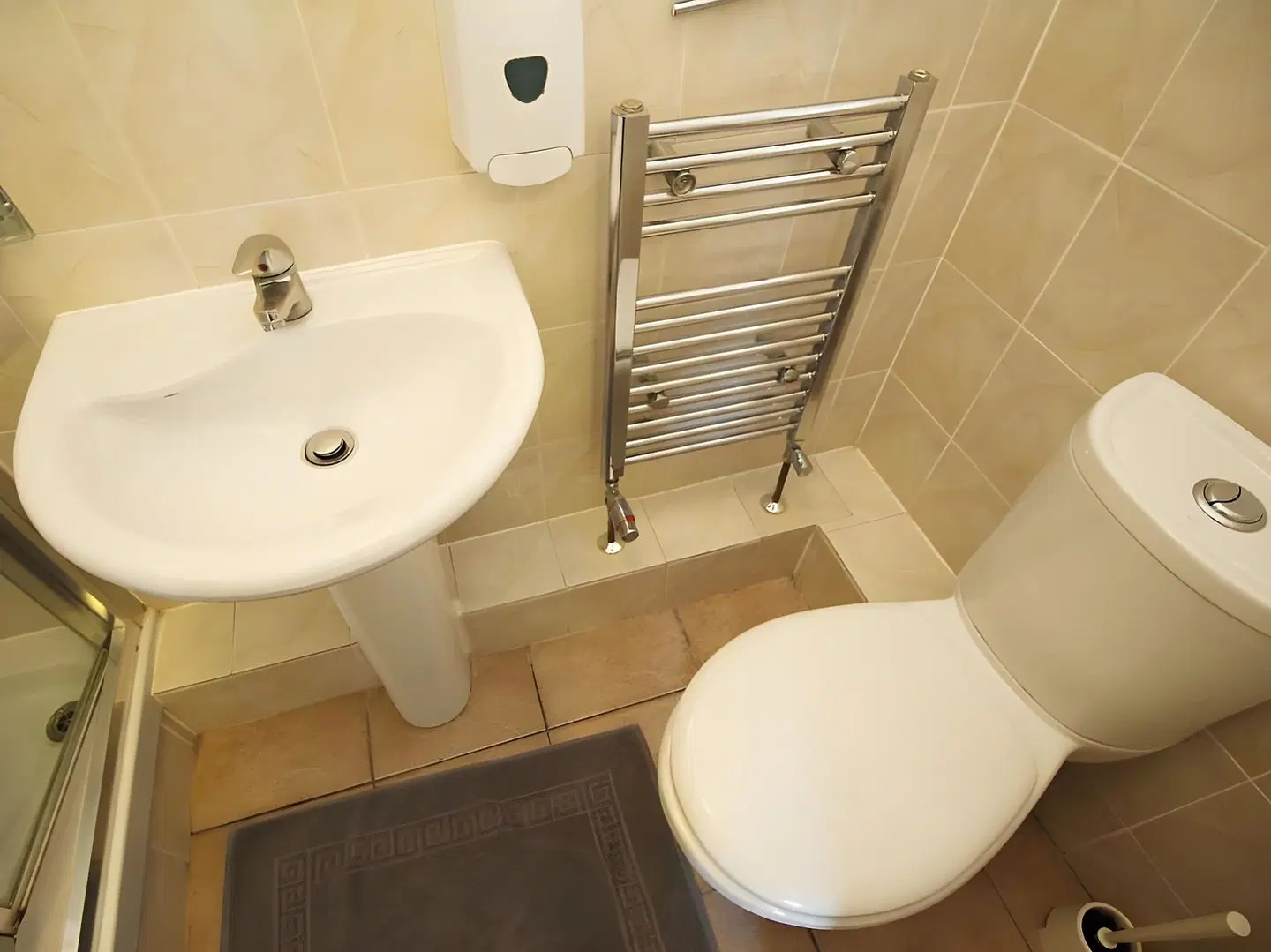 Flexistay Aparthotel Badezimmer