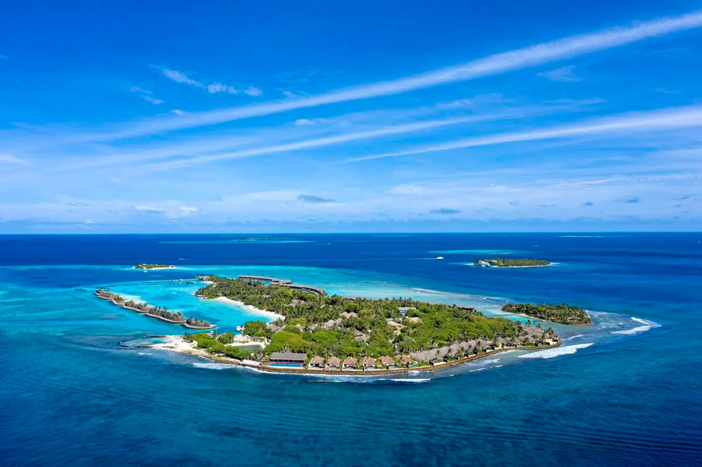 Sheraton Maldives Full Moon Resort & Spa LANDSCAPE