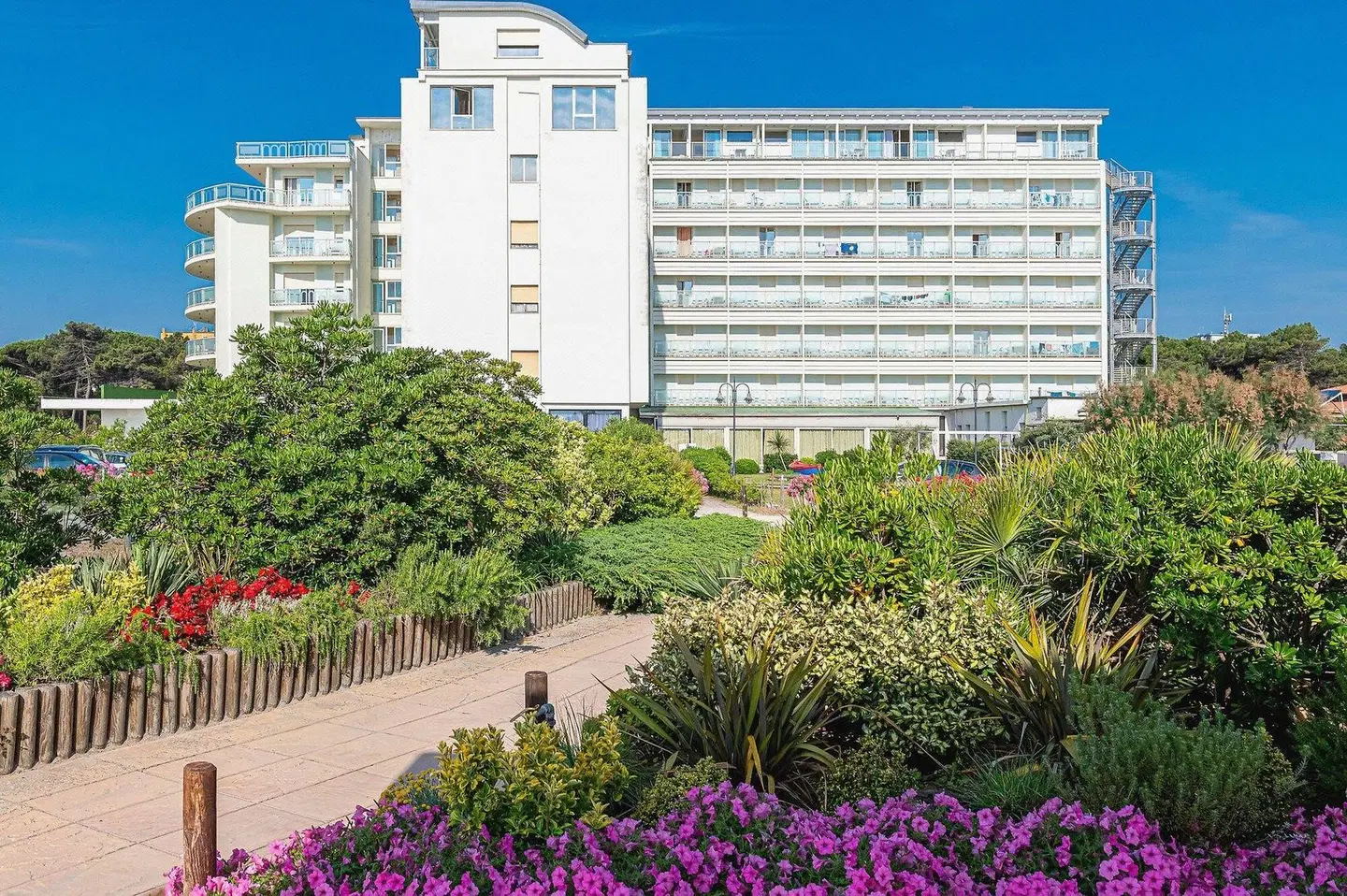 Hotel Adria EXTERIOR