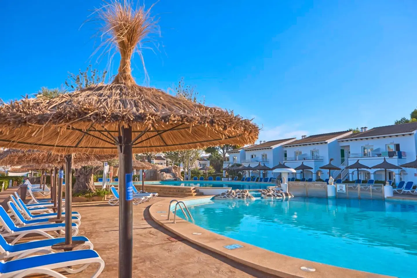 Seaclub Alcudia OUTDOOR_POOL