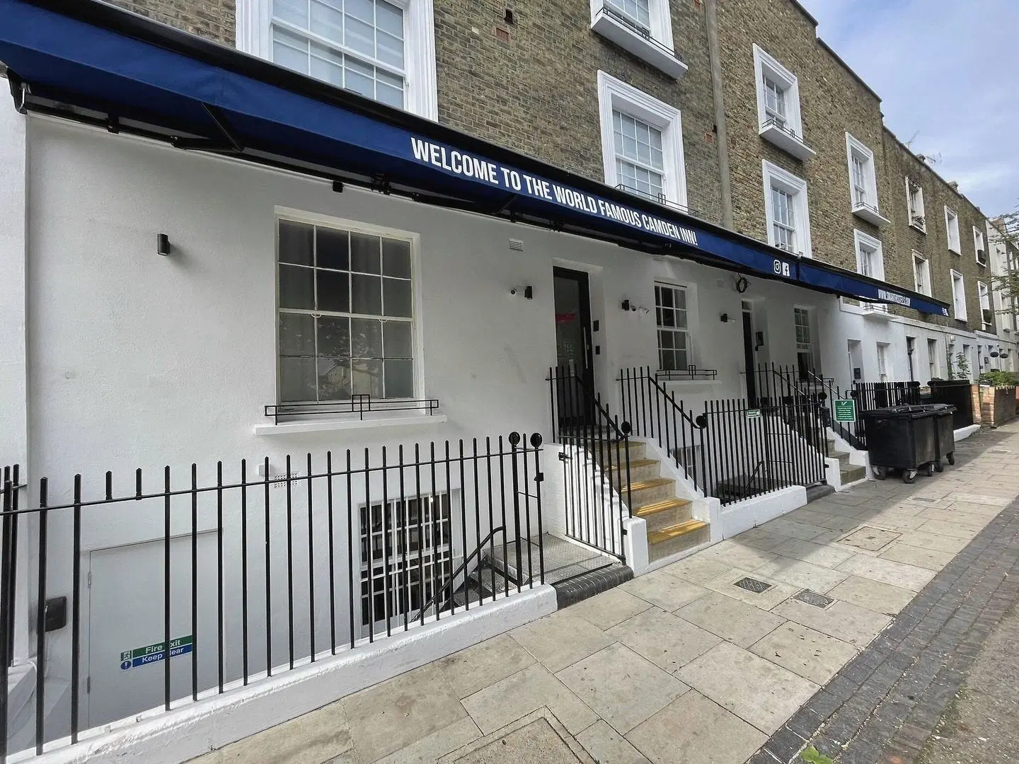 Smart Camden Inn EXTERIOR