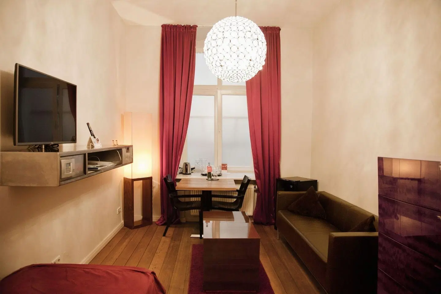 Hotel Adele ROOM_EXAMPLE