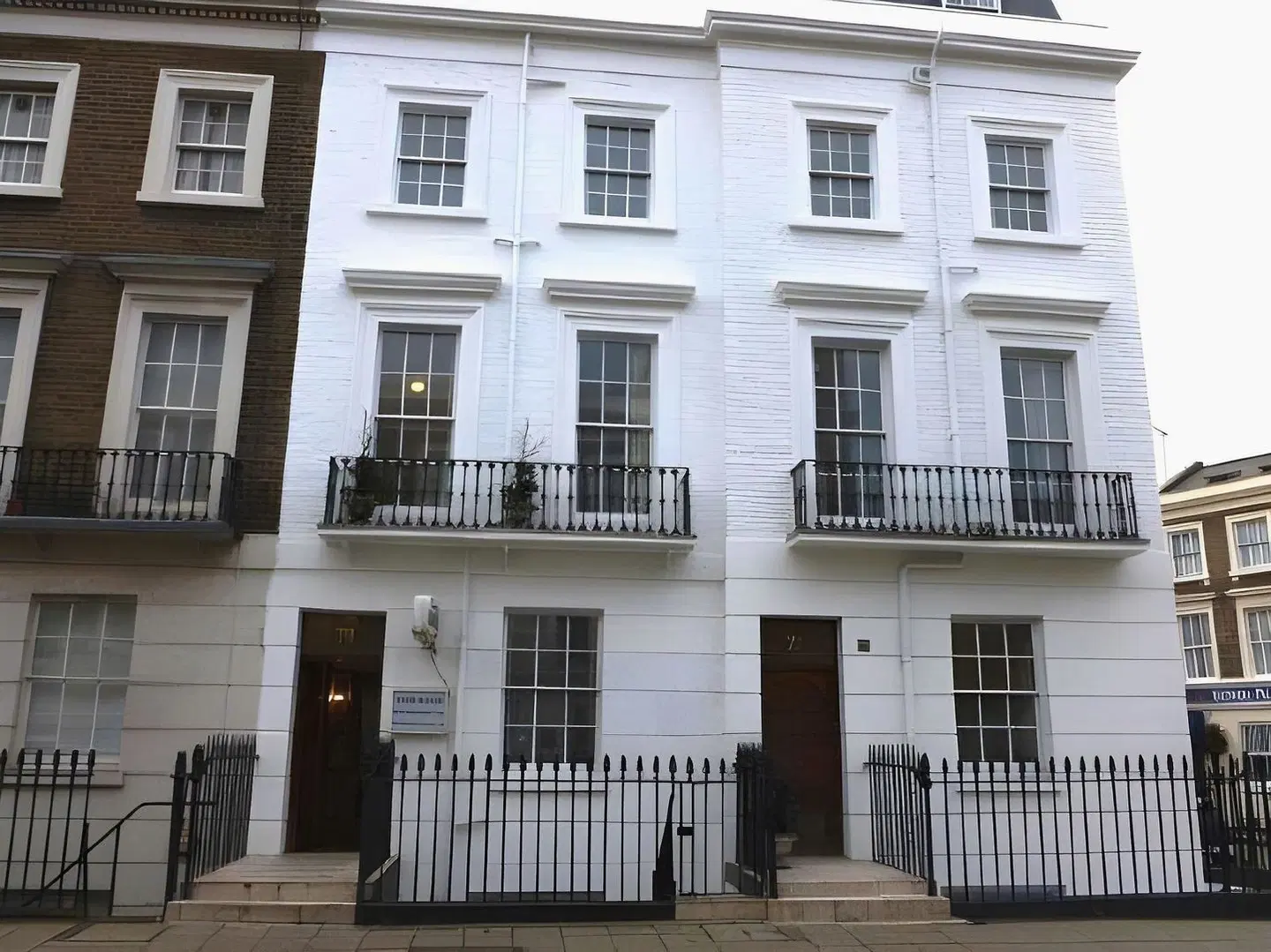 Enrico EXTERIOR