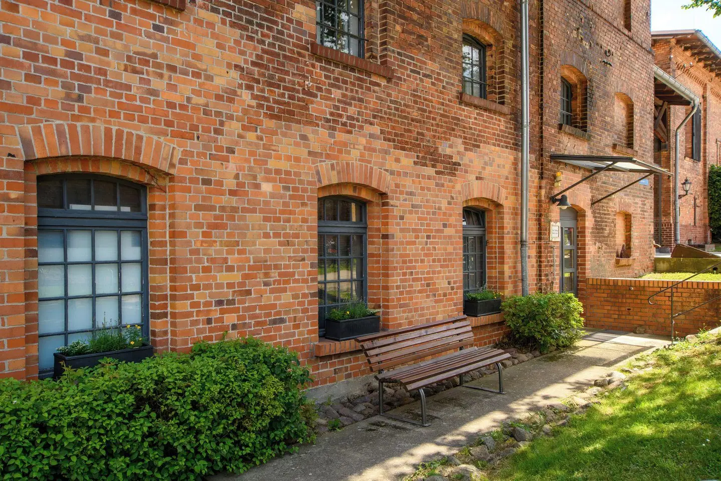 Hotel Stadtgut Buch EXTERIOR