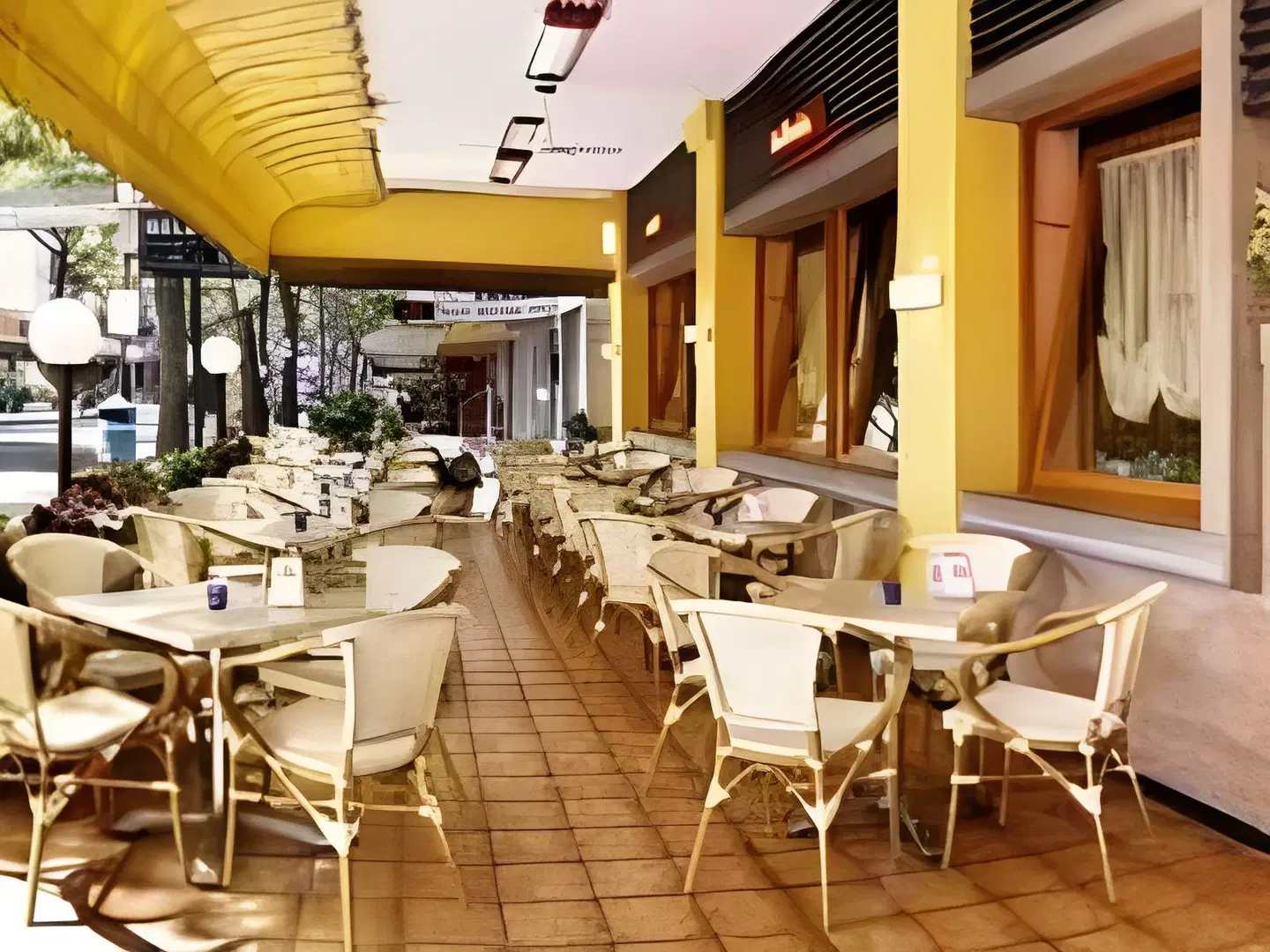 Bellaria Restaurant