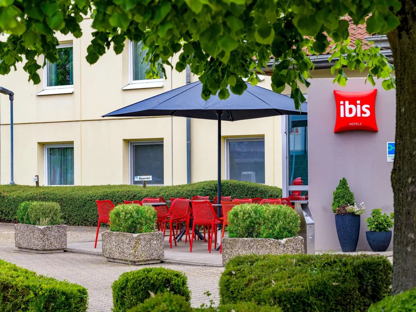 ibis Koeln Frechen EXTERIOR