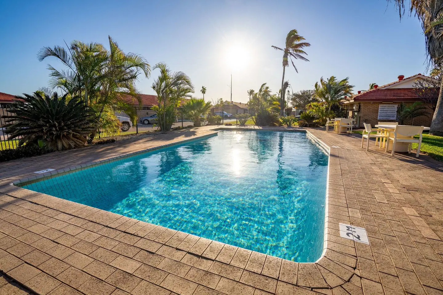 Hospitality Carnarvon, SureStay Collection by Best Western OUTDOOR_POOL