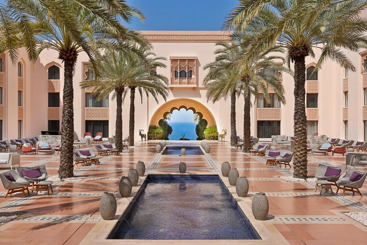 Al Husn Muscat Terrasse