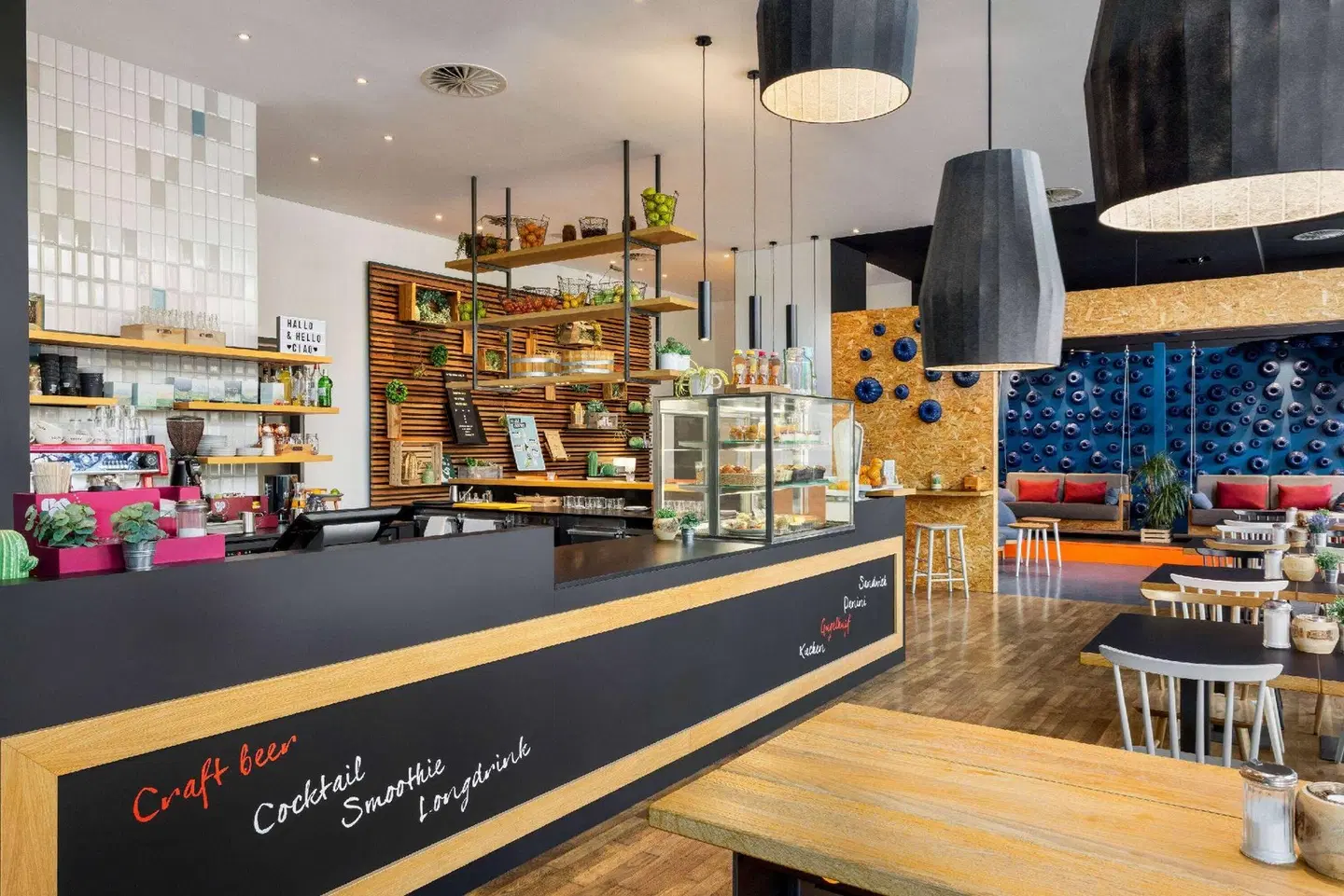Vienna House Easy by Wyndham Berlin Prenzlauer Berg Bar