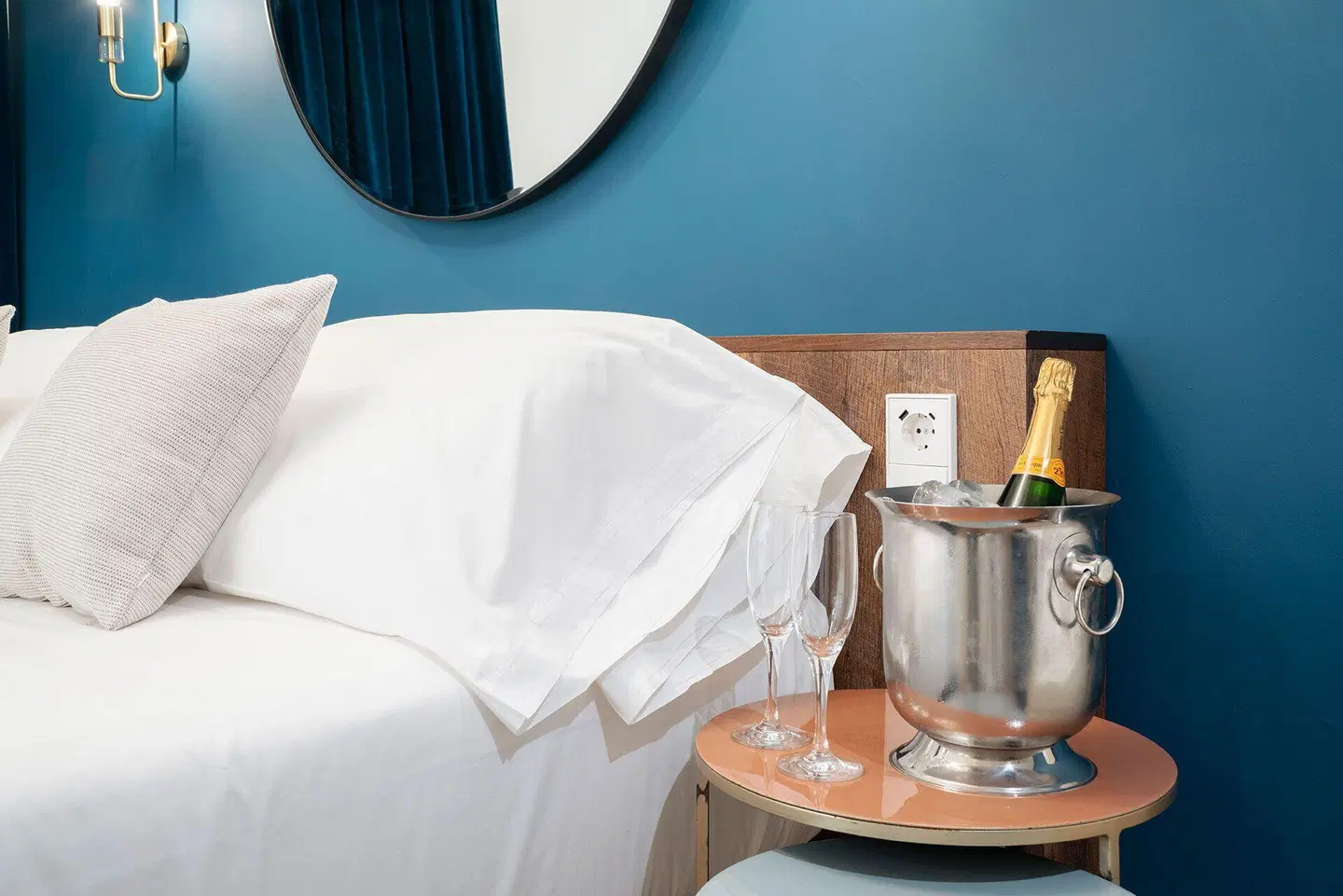 H Regas Adults Only ROOM_EXAMPLE