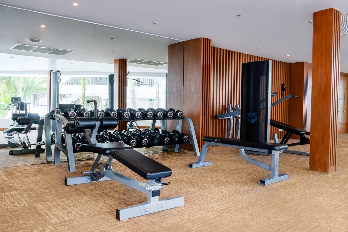 Holiday Inn Resort Phuket Karon Beach by IHG SPORTS_AND_LEISURE