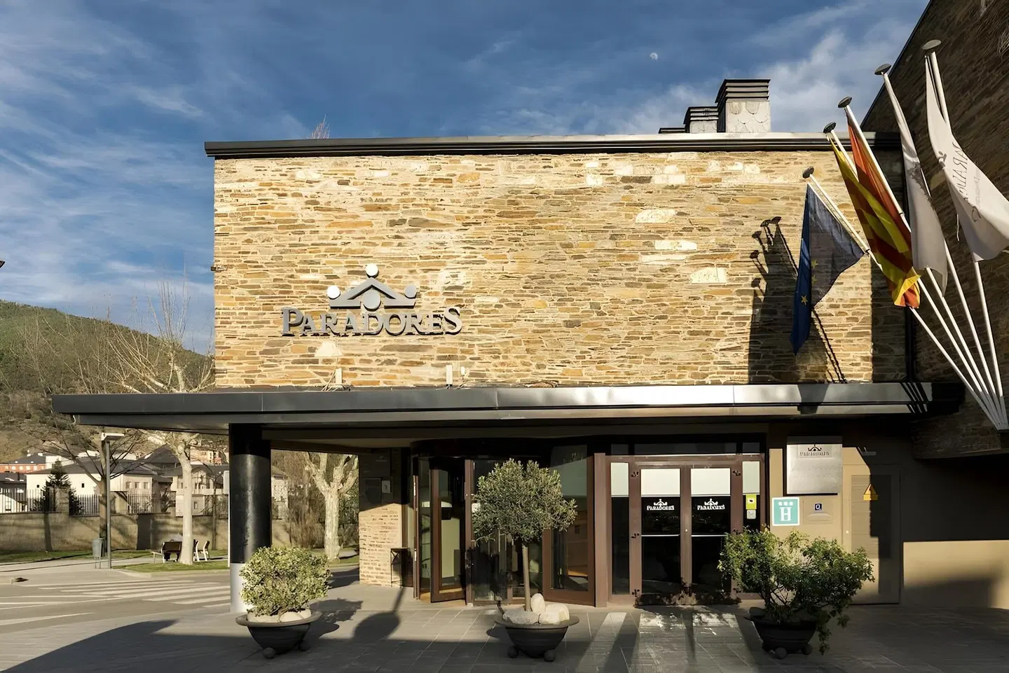 Parador De La Seu D'urgell Terrasse
