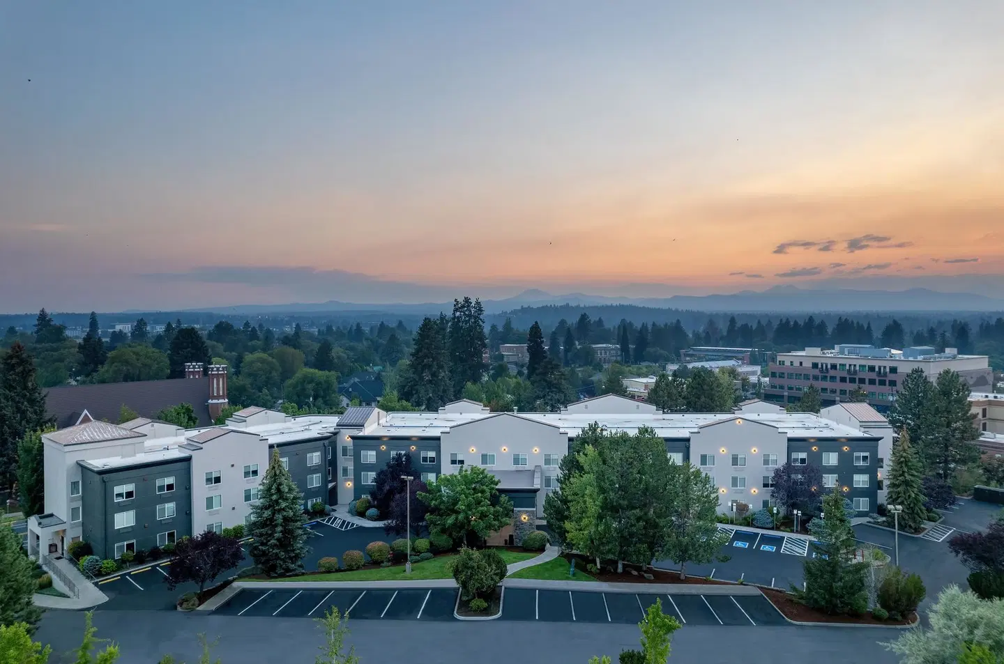 The Newberry Hotel Bend, Tapestry Collection by Hilton LANDSCAPE