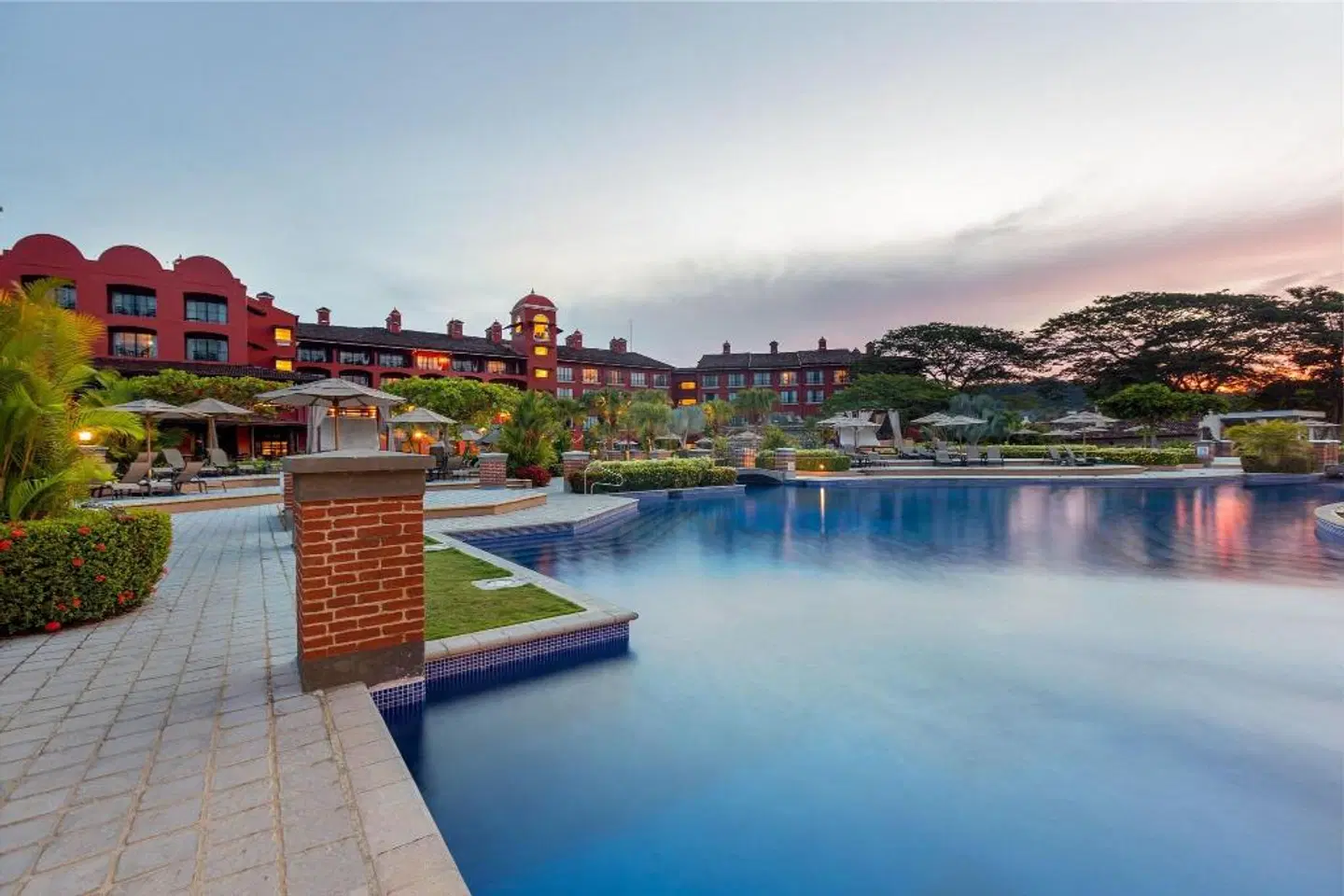 Los Suenos Marriott Ocean & Golf Resort OUTDOOR_POOL